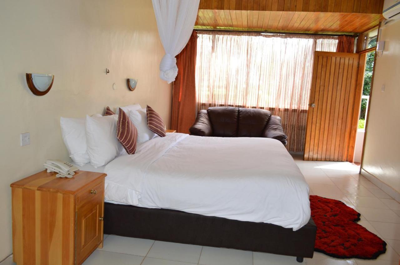 Golf Hotel Kakamega Exterior photo